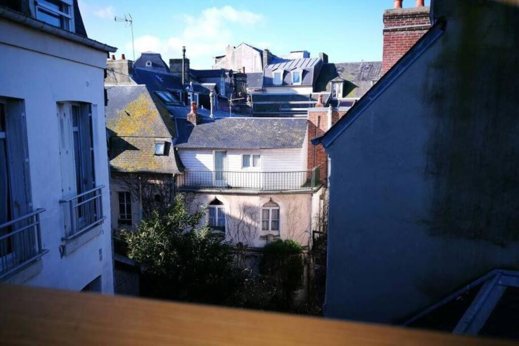 Apartment Charming Flat Middle Of Trouville, 150m From