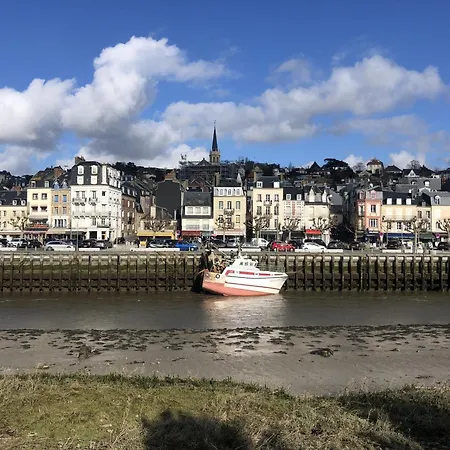 Charming Flat Middle Of Trouville, 150M From Beach Exterior photo