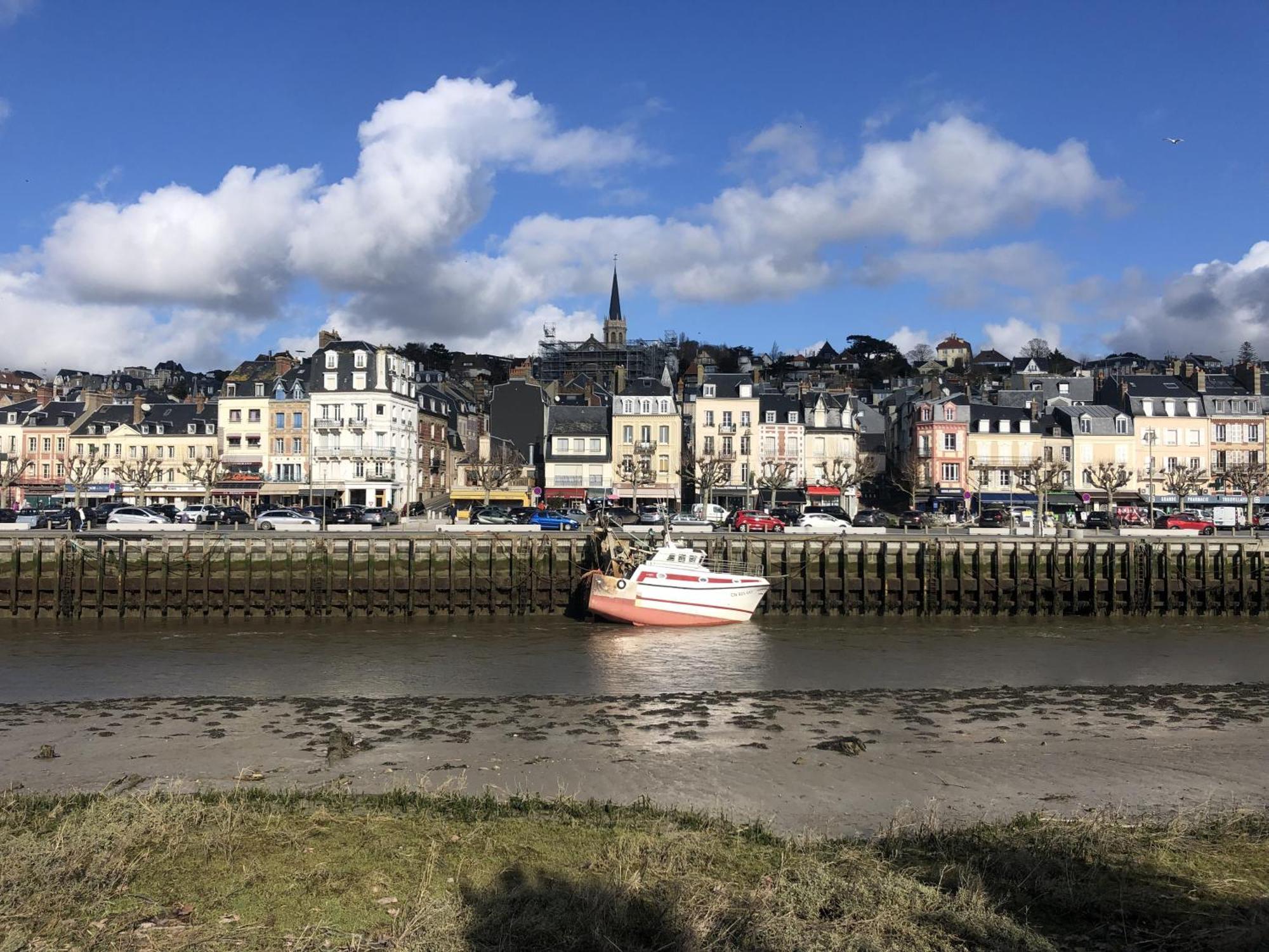 Charming Flat Middle Of Trouville, 150m From *